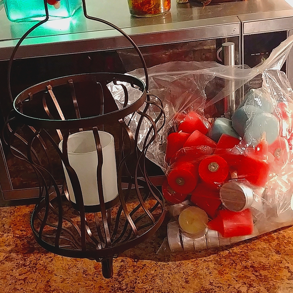 NEW PartyLite Hangner candle